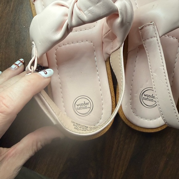 Kids Girls Blush Pink Knotted Sandals Size 3 - Picture 3 of 7